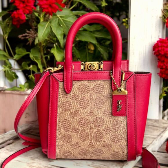 🍎 Coach 1941 Troupe Tote 16 in Signature Canvas & 1941 Red / Brass MSRP $425 - Picture 16 of 16